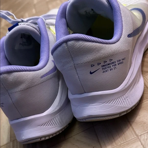 Nike Women's White and Lavender Athletic Shoes - Picture 6 of 8